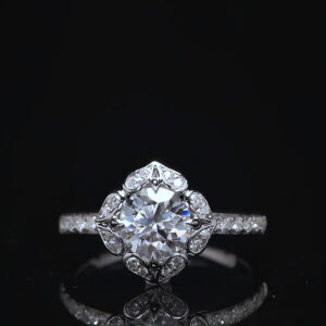"Dream of Water Lily" Diamond Ring